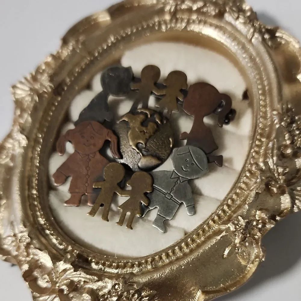 Vintage K&T Children of the World Brooch